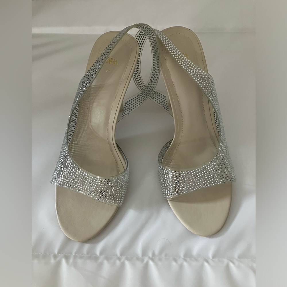 SOLD Zara Vinyl Crystal Nude White Pumps size 7